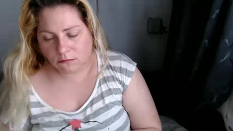 Laura online show from March 5, 11:38 am