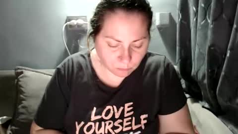 Laura online show from October 13, 6:41 pm