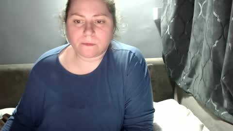 Laura online show from October 26, 3:51 pm