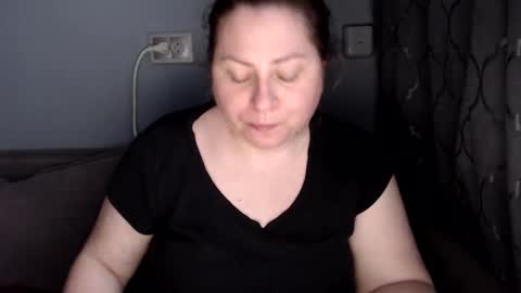 Laura online show from June 10, 10:58 am
