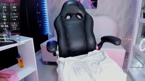 Candy online show from December 2, 3:26 am