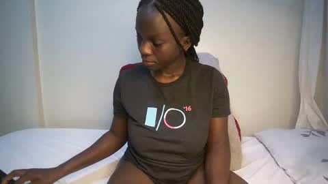 candycurly_ online show from February 22, 12:08 pm