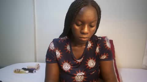 candycurly_ online show from March 3, 7:49 pm