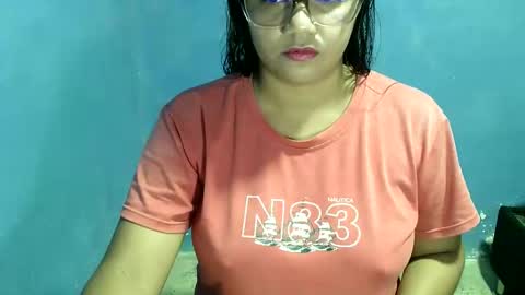 candyflowerlub online show from October 11, 7:45 pm