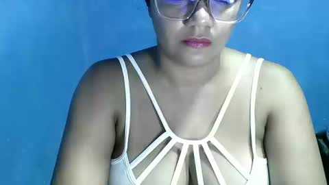 candyflowerlub online show from October 18, 8:53 pm