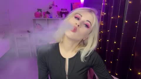 You can call me HH online show from October 15, 6:30 pm