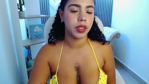 Snapshot of candyhot_tk chatting on March 14, 3:12 am candy online show from March 14, 3:12 am