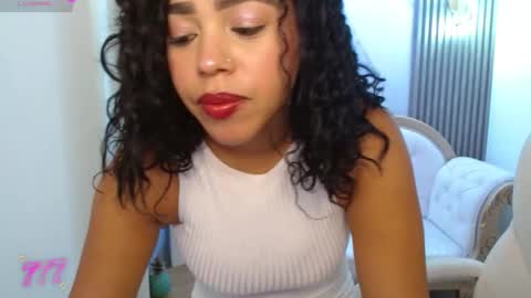 Snapshot of candyhot_tk chatting on March 17, 3:11 am candy online show from March 17, 3:11 am