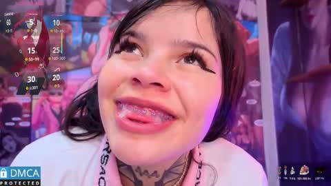 Snapshot of candykane06 chatting on November 24, 3:17 am Candy online show from November 24, 3:17 am