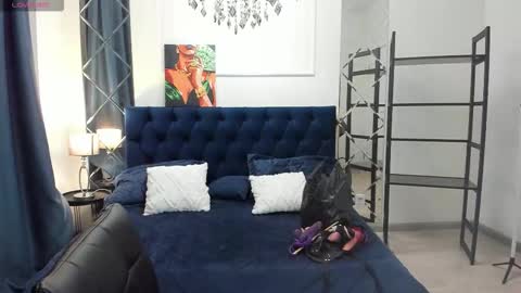 Sofia online show from October 13, 12:43 am