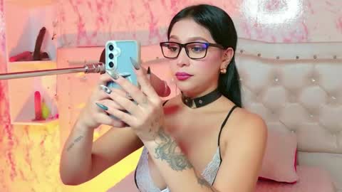 Scarlet  online show from June 7, 2:16 am