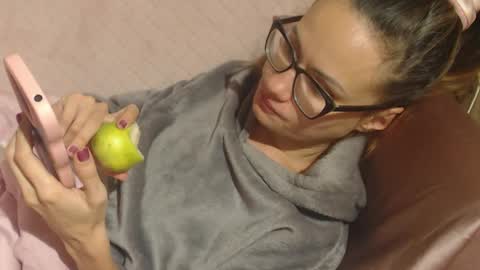 say meow and send tips  online show from November 8, 7:01 pm