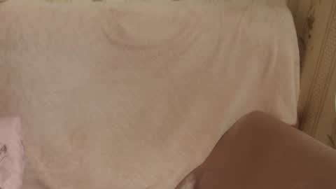 Snapshot of candylady13 chatting on February 18, 1:07 pm say meow and send tips online show from February 18, 1:07 pm