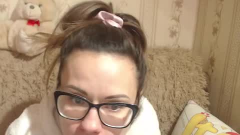 say meow and send tip  online show from February 19, 10:56 am
