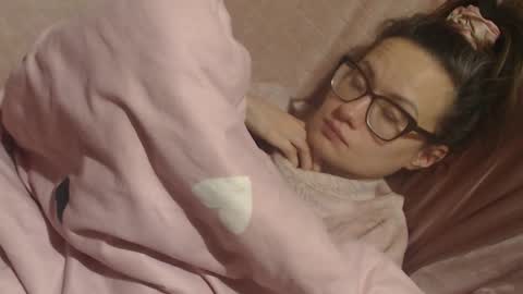 say meow and send tip  online show from February 1, 11:36 pm