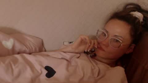 say meow and send tip  online show from June 9, 4:29 pm