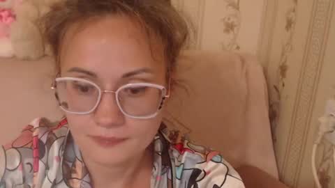 say meow and send tip  online show from July 29, 7:34 pm