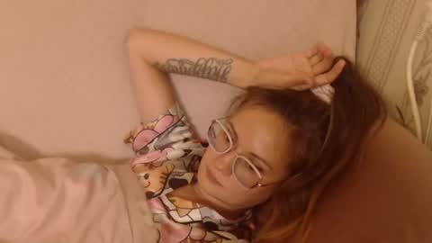 say meow and send tip  online show from July 30, 6:18 pm