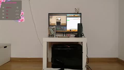 Snapshot of candyliciousss chatting on March 28, 6:57 am candyliciousss online show from March 28, 6:57 am