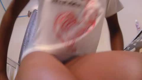 Snapshot of candymia3 chatting on March 6, 9:47 am Candice online show from March 6, 9:47 am