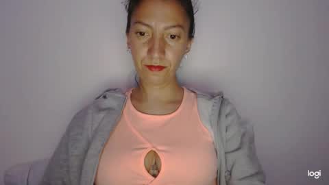 candymilfff online show from December 17, 3:39 am