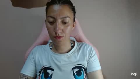 candymilfff online show from March 23, 3:54 am