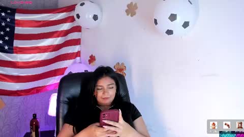 Snapshot of candys_victoria chatting on July 5, 5:14 am Candys Victoria online show from July 5, 5:14 am