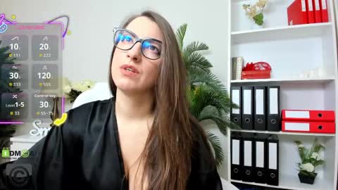 Snapshot of candywesst chatting on April 7, 3:40 am Candy My pleasure its in your hands online show from April 7, 3:40 am