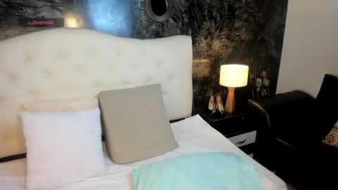 Allison online show from December 2, 3:18 pm