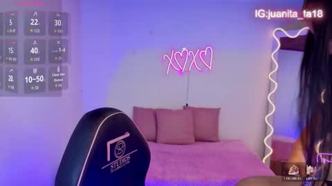 Snapshot of candyy_tay1 chatting on November 27, 11:45 am CANDYY online show from November 27, 11:45 am