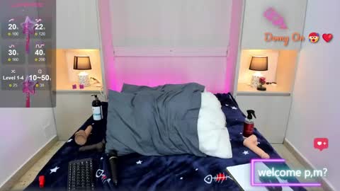  Dulce Maria  online show from January 7, 11:14 pm