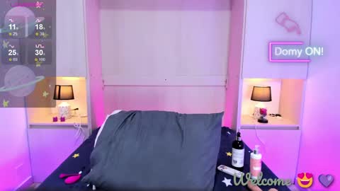  Dulce Maria  online show from January 11, 1:59 am