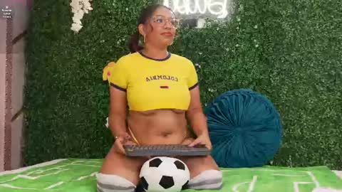 canela_montiel online show from June 15, 1:02 pm
