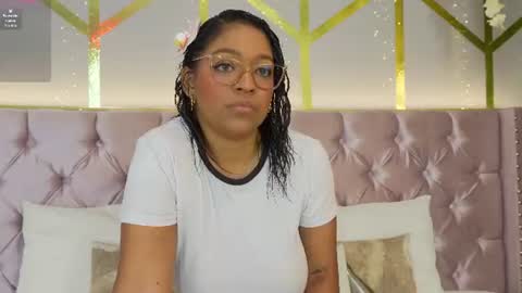 canela_montiel online show from July 19, 12:09 pm