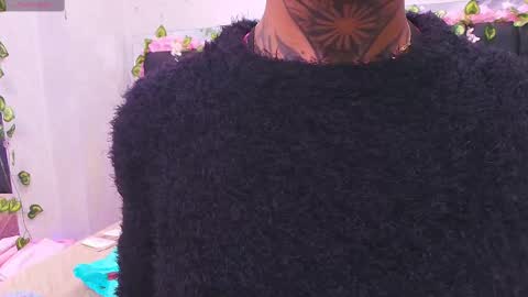 Aura  online show from October 8, 11:52 am