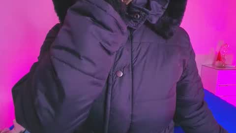 Aura  online show from November 22, 11:53 am