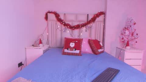 Aura  online show from December 18, 12:00 pm