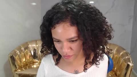 Snapshot of canela_s1 chatting on October 22, 9:09 am canela_s1 online show from October 22, 9:09 am