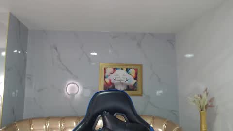 Snapshot of canela_s1 chatting on October 29, 8:38 am canela_s1 online show from October 29, 8:38 am