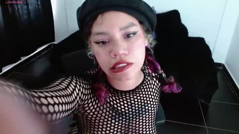 canela_s1 online show from March 5, 4:47 pm