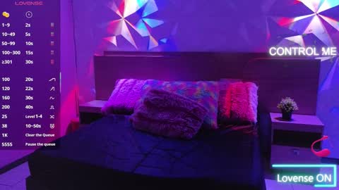 Canela online show from September 9, 4:34 am