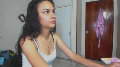 canela online show from March 4, 9:54 pm
