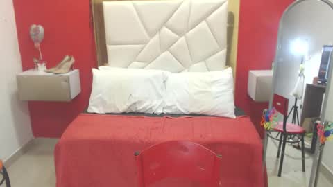 Canela online show from November 10, 4:17 pm