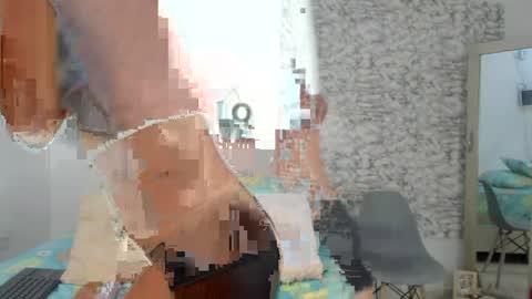 Snapshot of canhela1 chatting on April 4, 11:46 pm Canhela online show from April 4, 11:46 pm