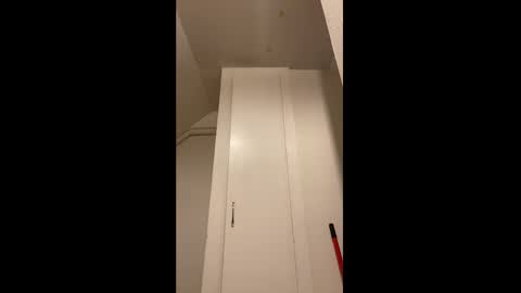     online show from December 17, 12:54 pm