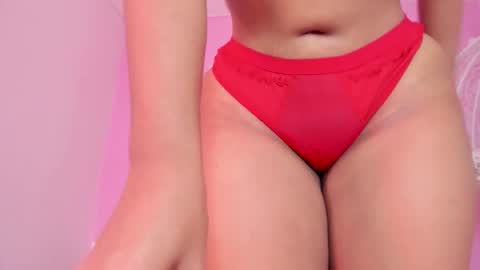 Snapshot of cannelasmith chatting on October 27, 8:35 pm cannelasmith online show from October 27, 8:35 pm