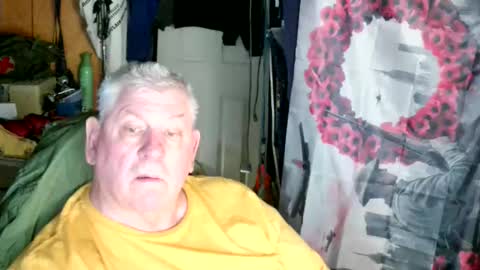 canoelicker69 online show from April 28, 4:23 pm