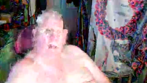 canoelicker69 online show from May 10, 6:46 pm