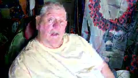 canoelicker69 online show from May 17, 1:51 pm