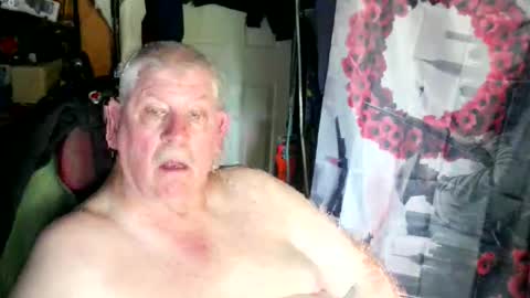 canoelicker69 online show from May 22, 6:35 pm